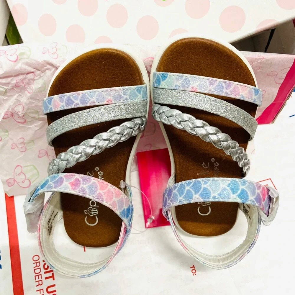 New Cupcake Couture Baby Girl Sandals Shoes Size 5M Glitter Multi